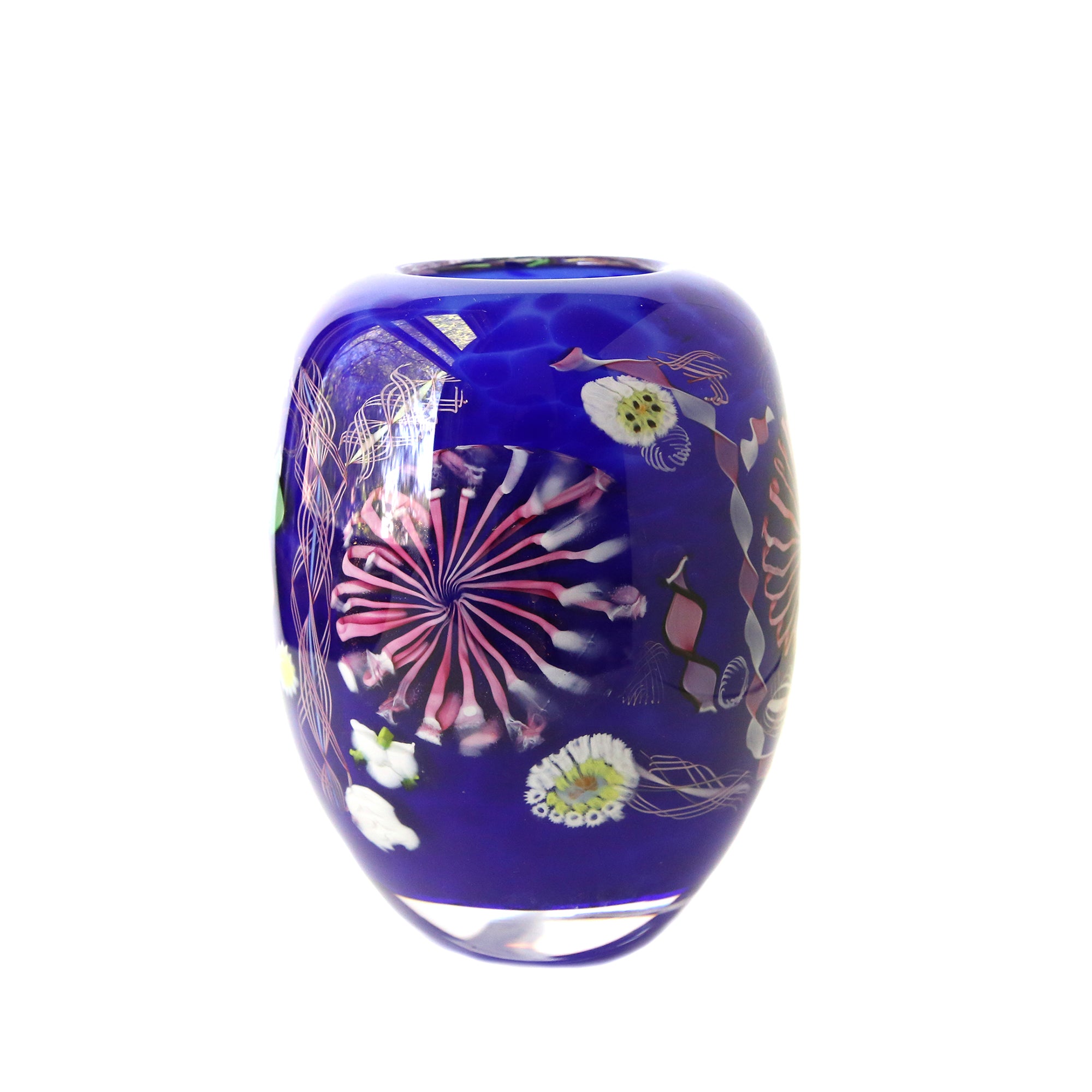 Load image into Gallery viewer, blue glass vase made by using filigree and ribbon glass rods