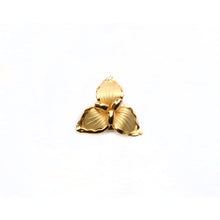 Load image into Gallery viewer, 24 kt gold plated mini trillium flower brooch