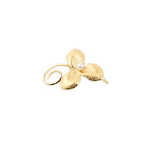 24 kt gold plated trillium brooch with pearl in centre